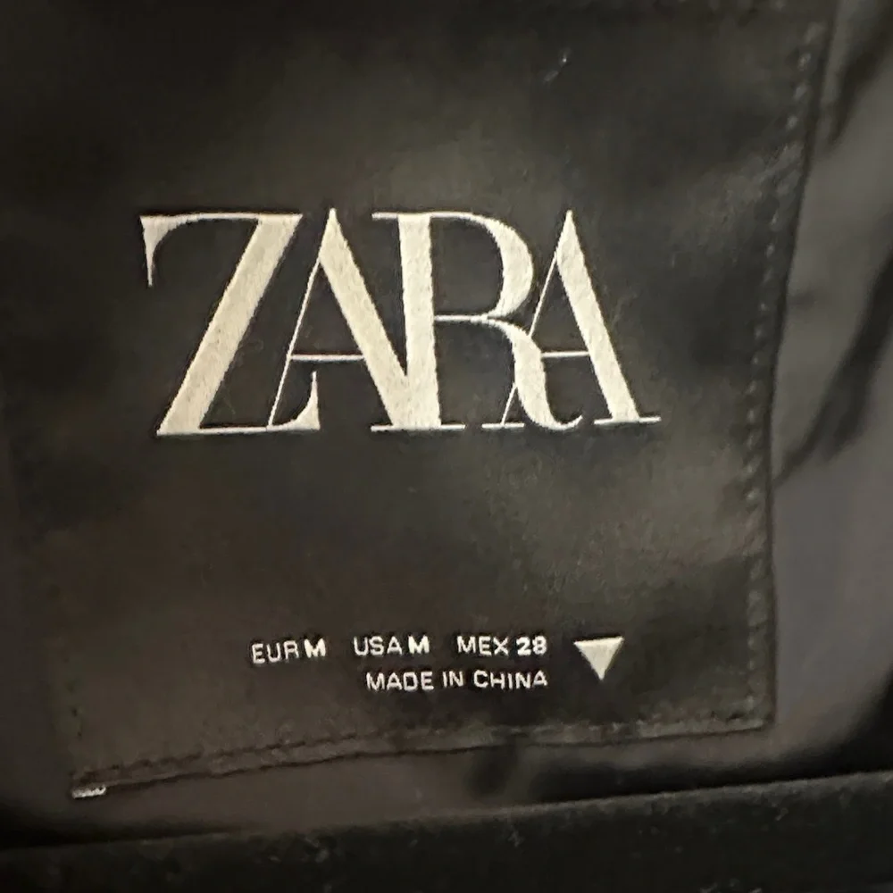 Zara Navy Blue  Cropped Jacket - never worn - Picture 3 of 12